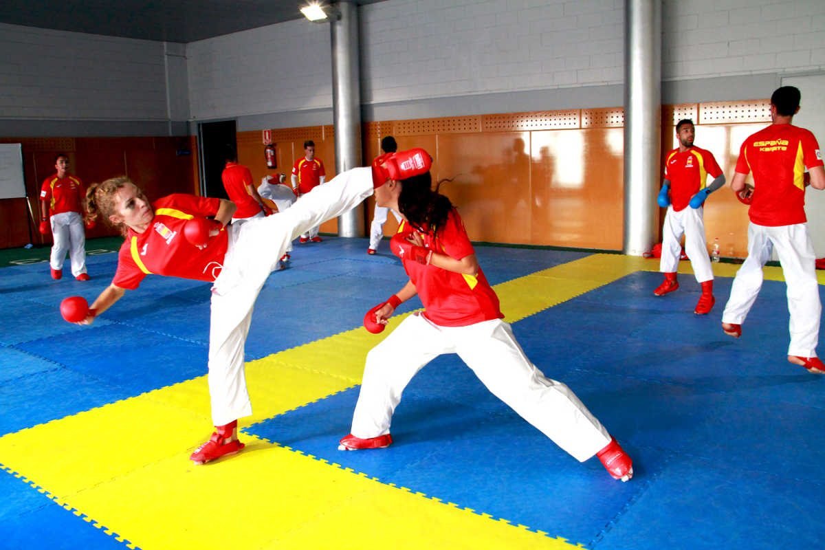 Cristina Ferrer durante una competición de karate